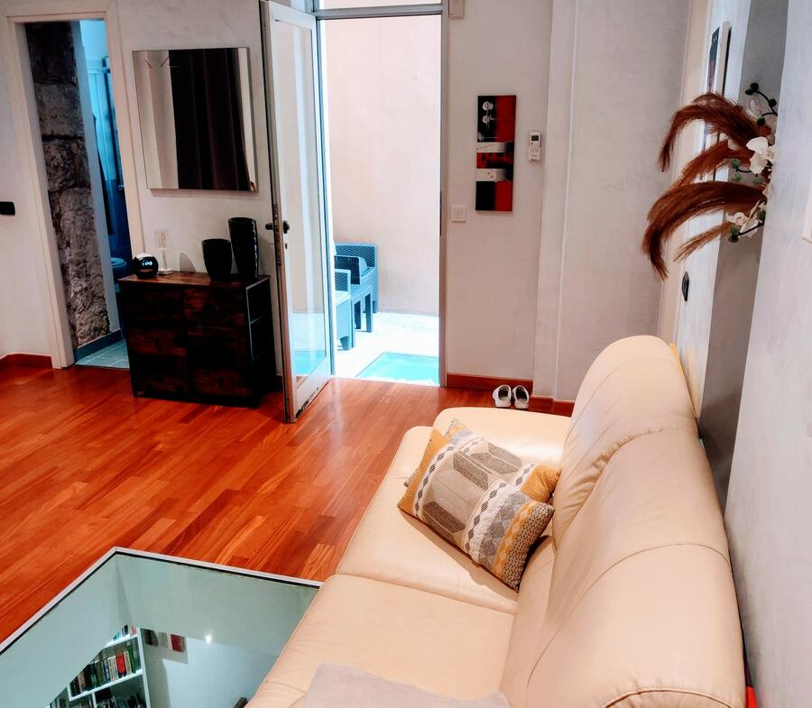 Condamine – 2-Room Duplex – Rue du Castelleretto