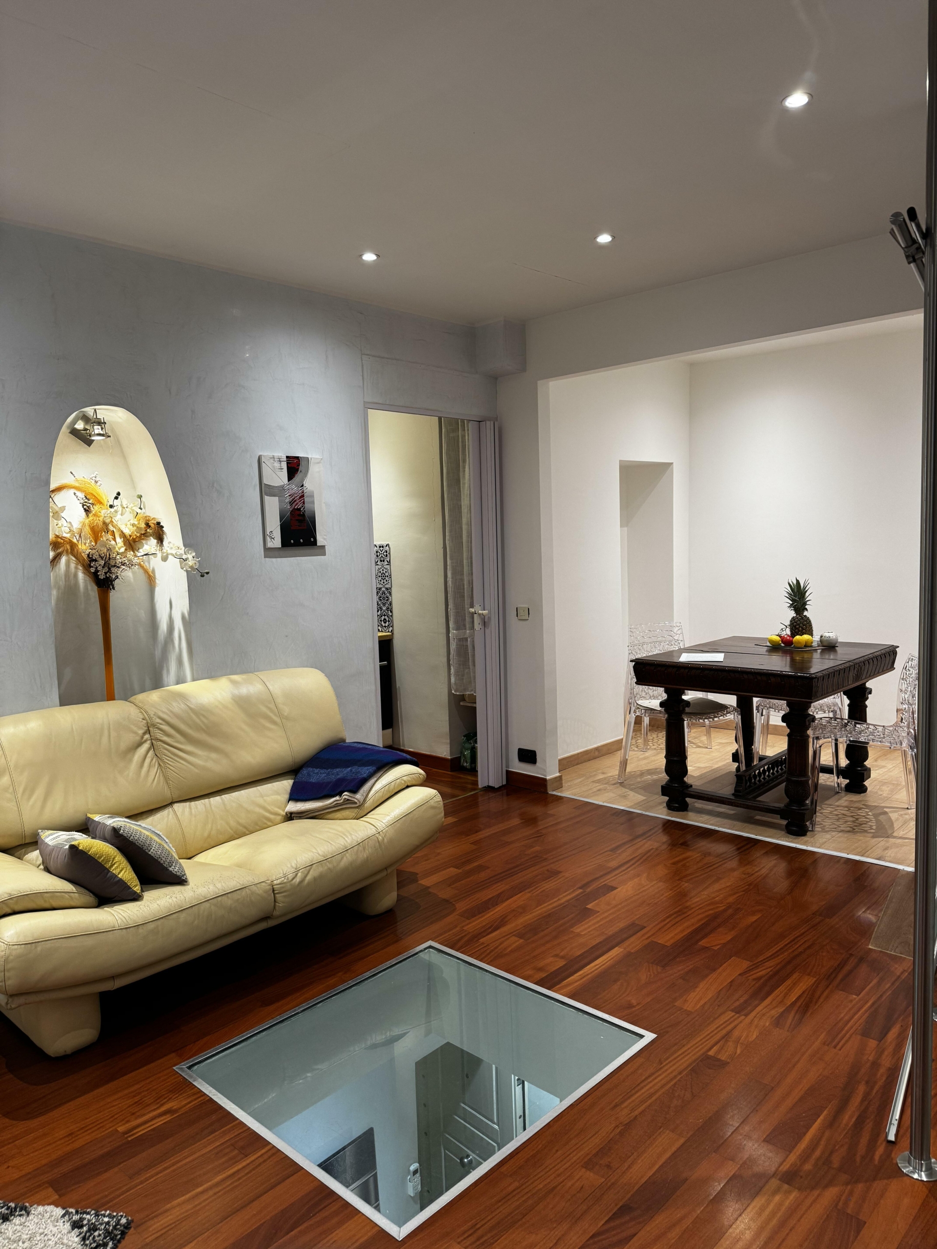 img-3114-1762952405-scaled-1 Condamine – 2-Room Duplex – Rue du Castelleretto