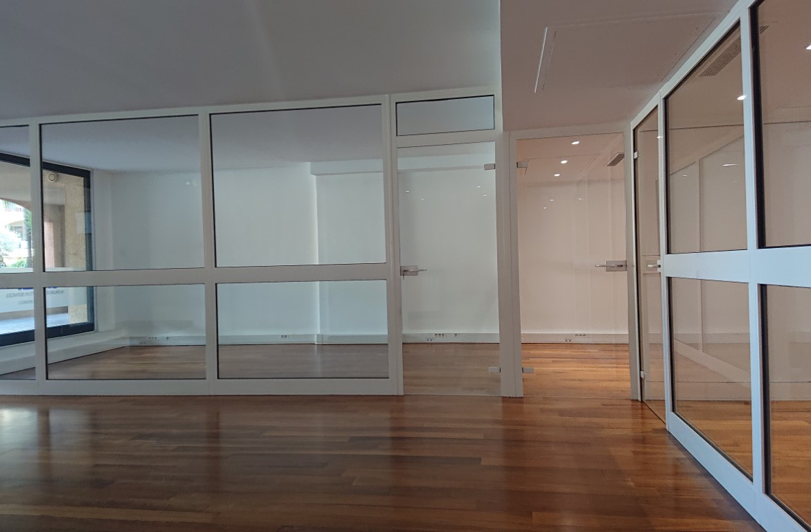 Quartier Fontvieille – Quiet offices overlooking gardens