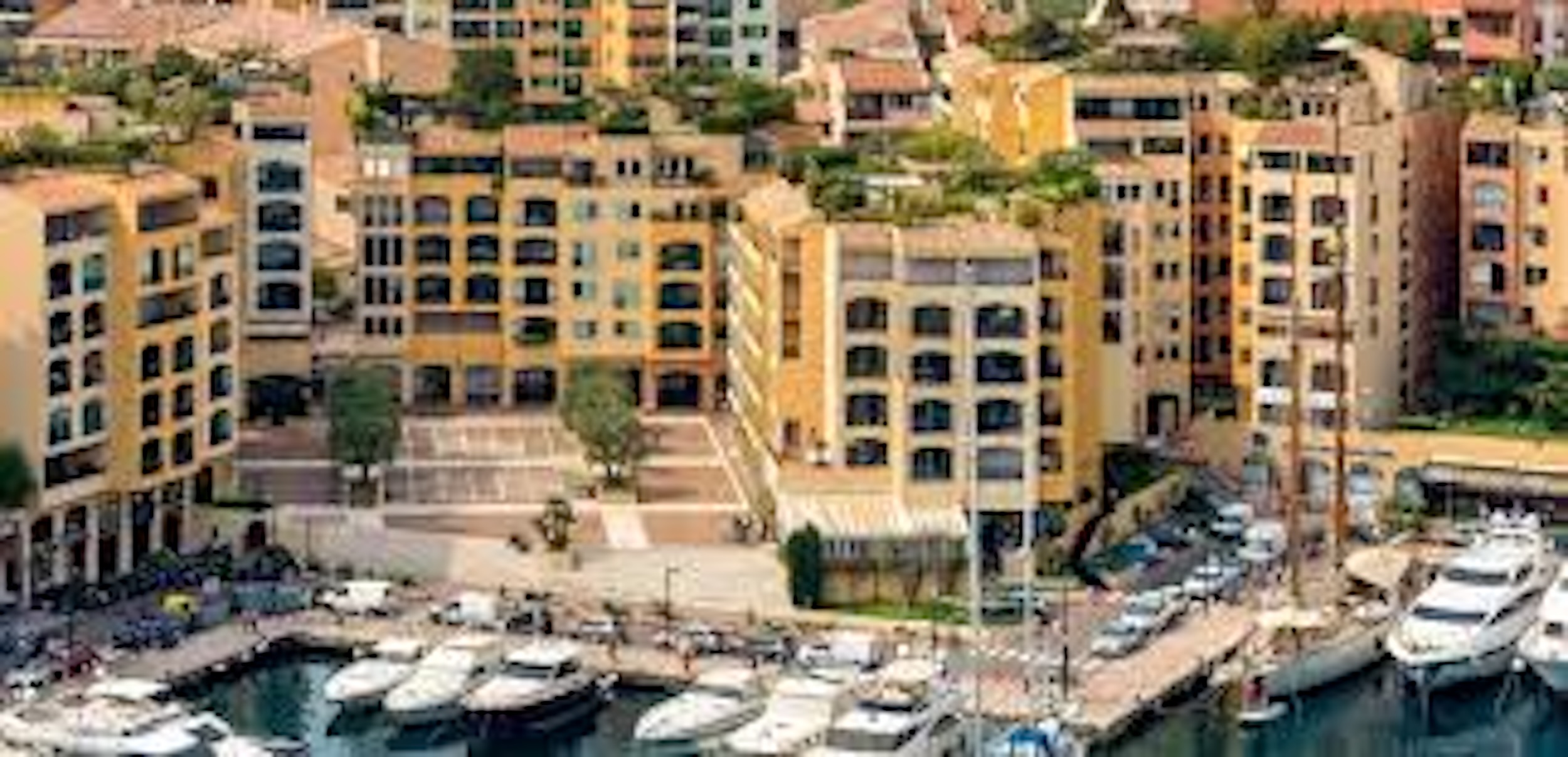 vue-port-de-fontvielle-1736413539 Commercial premises ideally located in Fontvieille