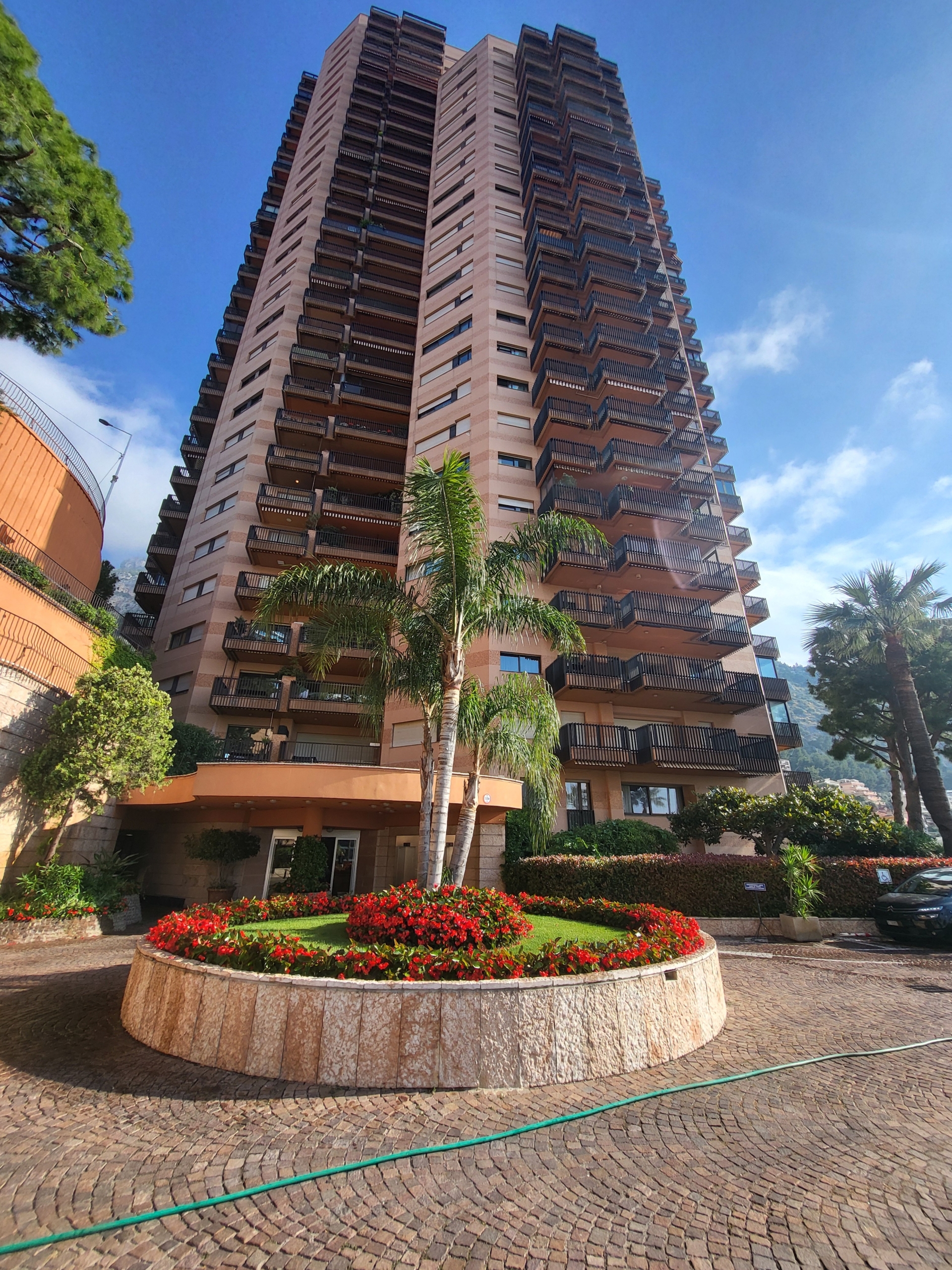 0-immeuble-1717763505-scaled-1 Magnificent Duplex for sale in Parc Saint Roman