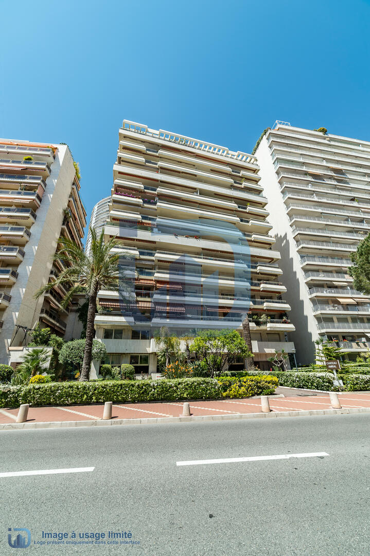 chateau-amiral-7615-1 Saint Roman Château Amiral Parking for sale