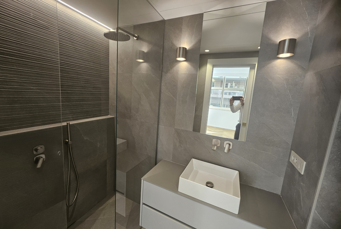 Condamine – 5 Rooms for sale near the port