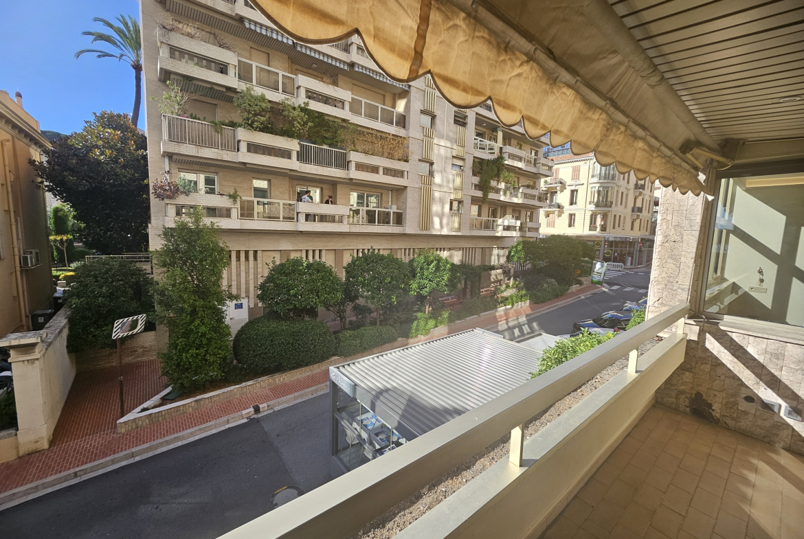 Condamine – 5 Rooms for sale near the port