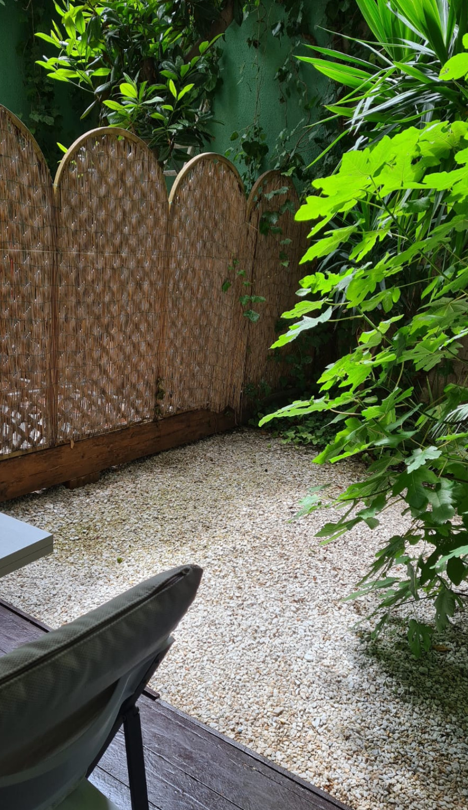 capture-d-e-cran-2025-09-23-a-14.44.18-1758632240 Charming furnished studio in quiet location with garden