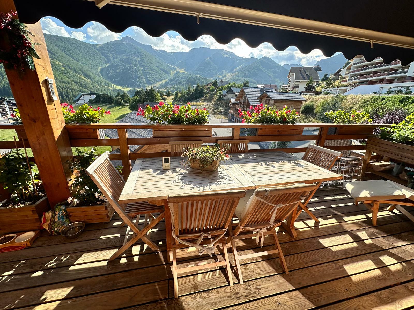 1312cd23-1-1763974724 AURON 4 ROOMS PRIVATE ACCESS PANORAMIC VIEW
