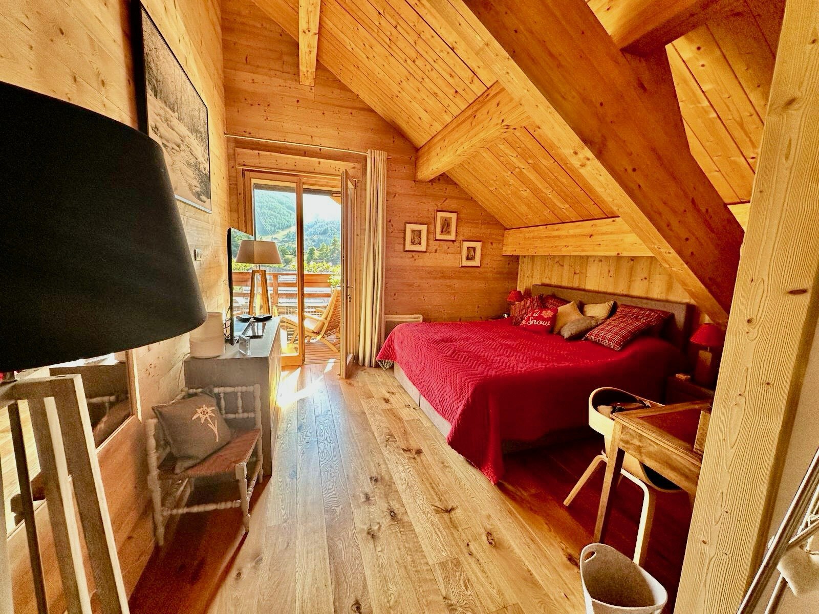 2b1c2483-1-1763974723 AURON 4 ROOMS PRIVATE ACCESS PANORAMIC VIEW