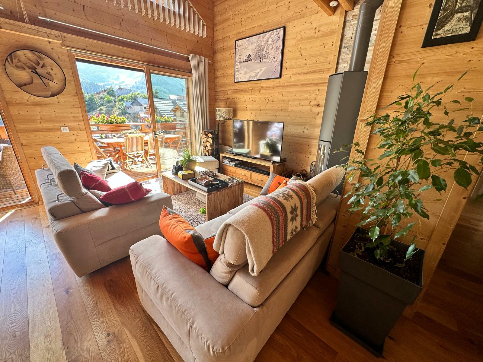 c01099e8-1-1-1763974725 AURON 4 ROOMS PRIVATE ACCESS PANORAMIC VIEW