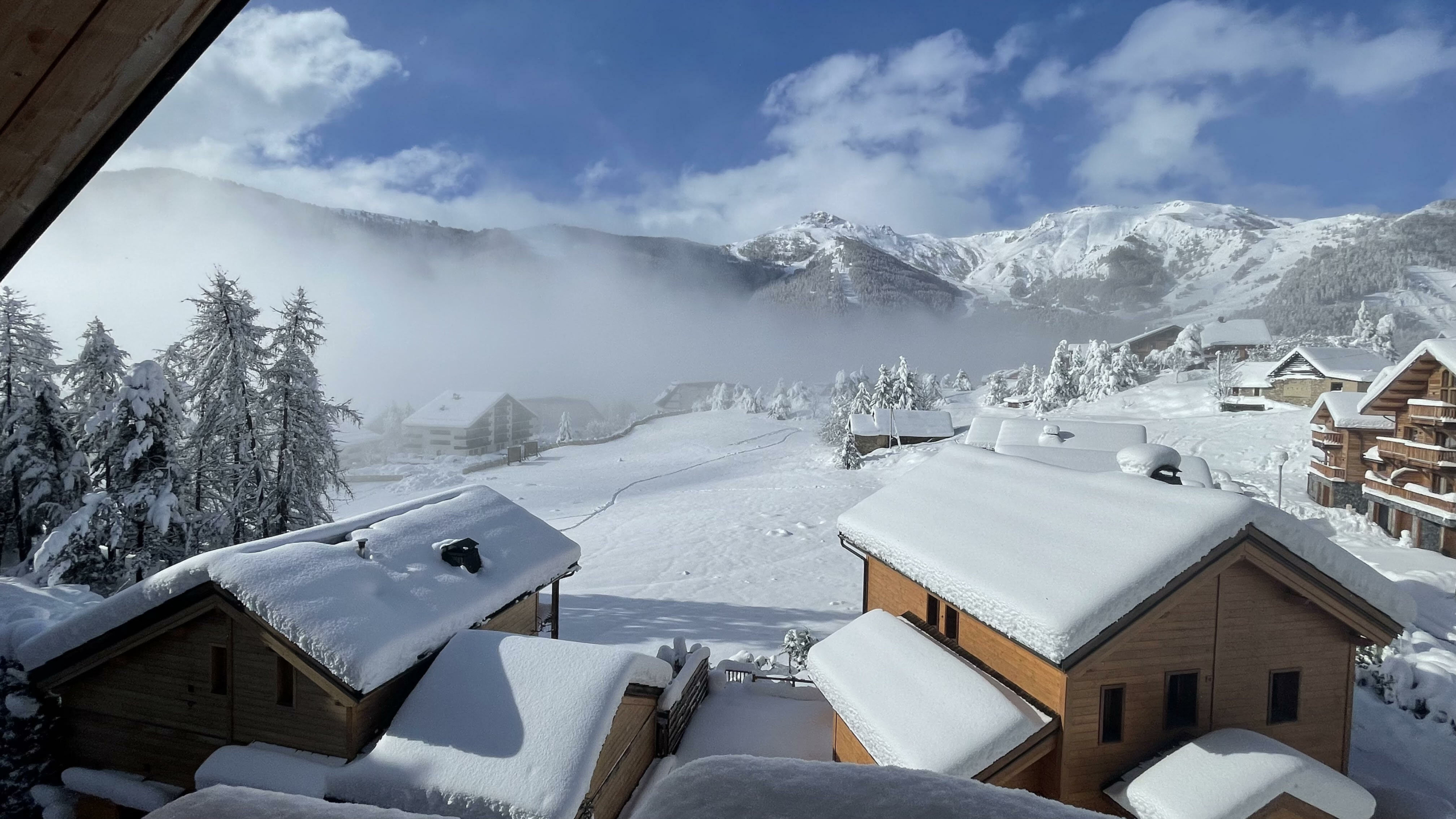 neige-1763974729-scaled-1 AURON 4 ROOMS PRIVATE ACCESS PANORAMIC VIEW