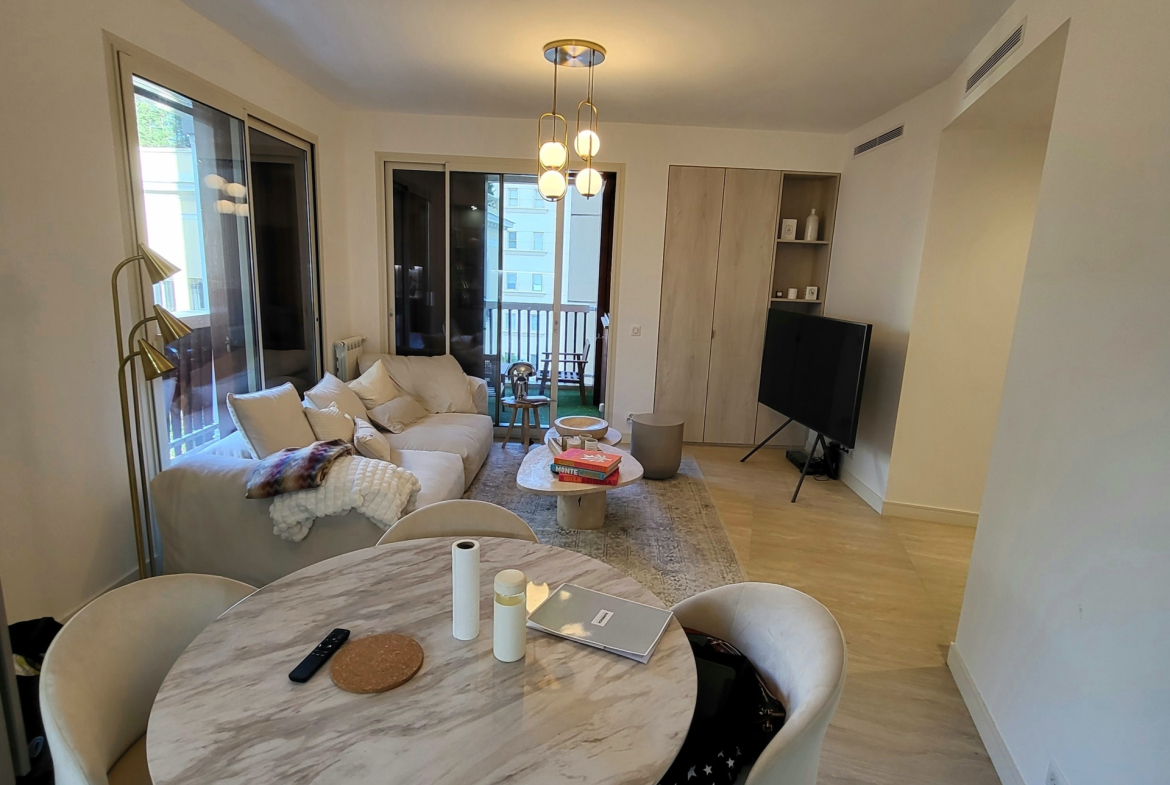“LE GRANADA” 2 ROOMS REFURBISHED