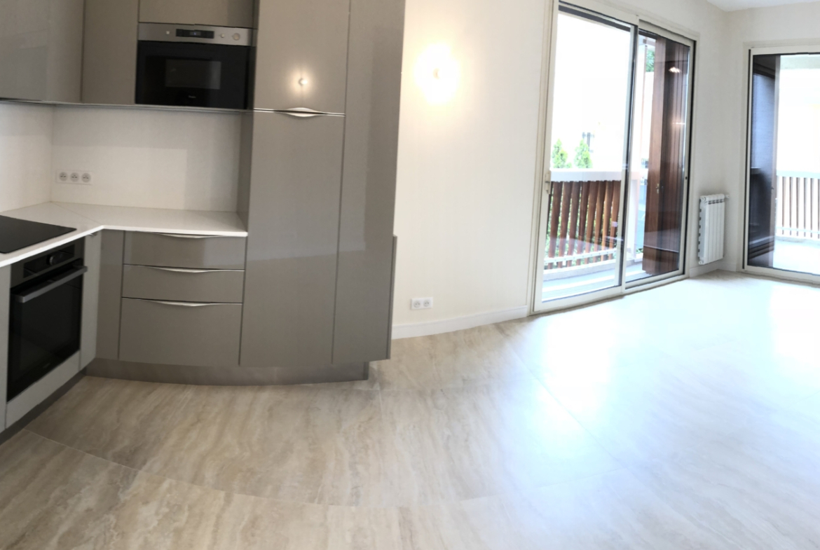 “LE GRANADA” 2 ROOMS REFURBISHED